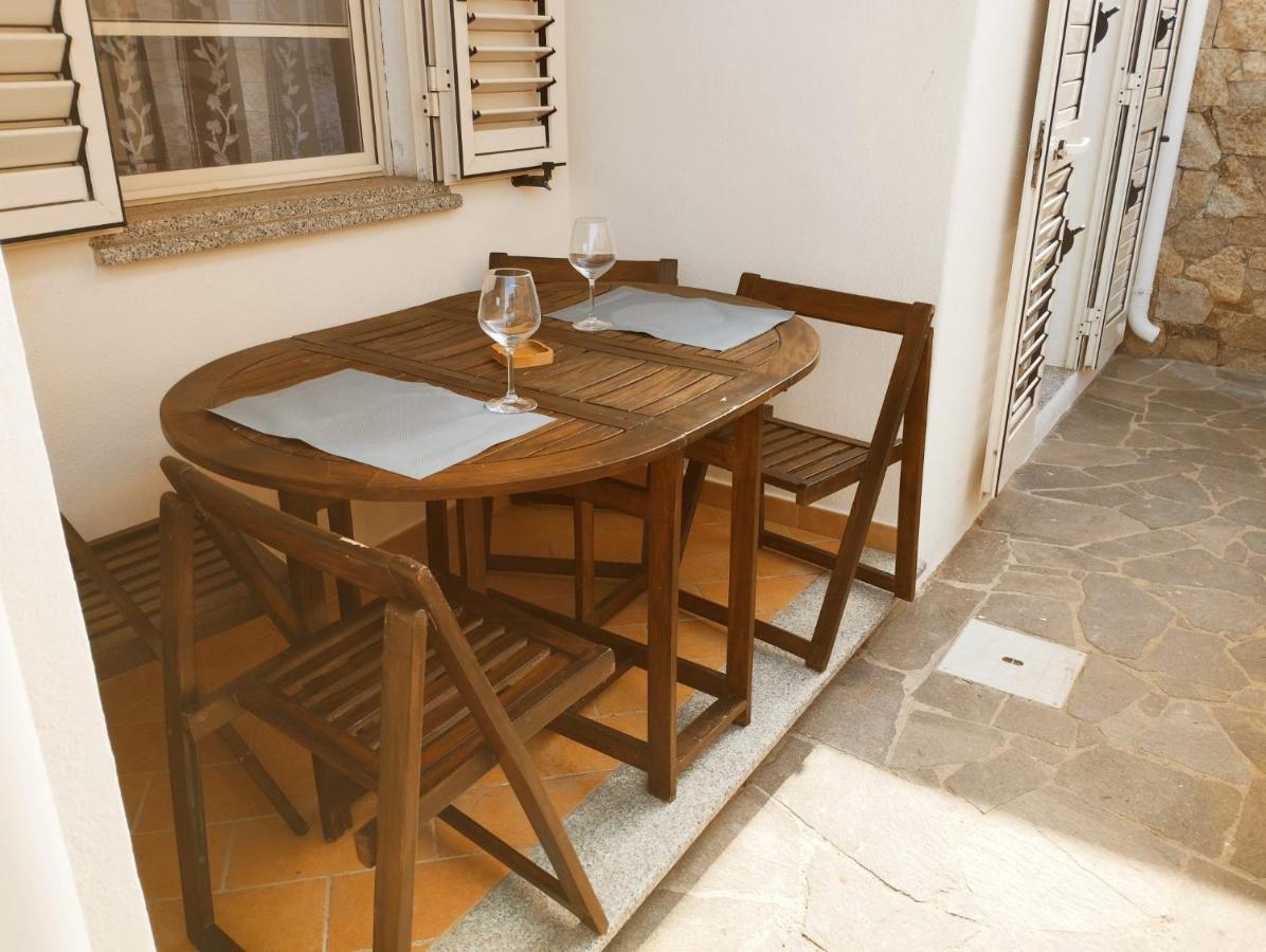 Summer Room- Fronte Spiaggia La Caletta Exterior photo