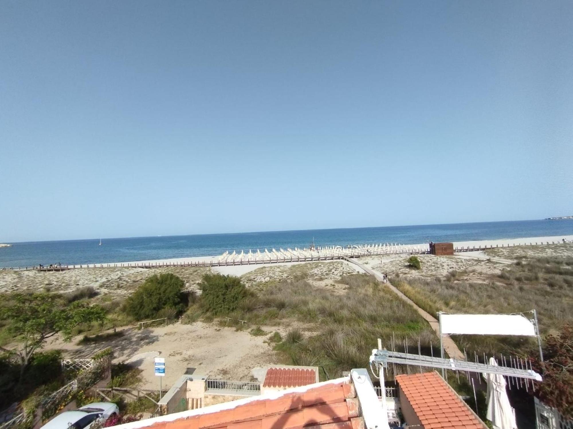 Summer Room- Fronte Spiaggia La Caletta Exterior photo